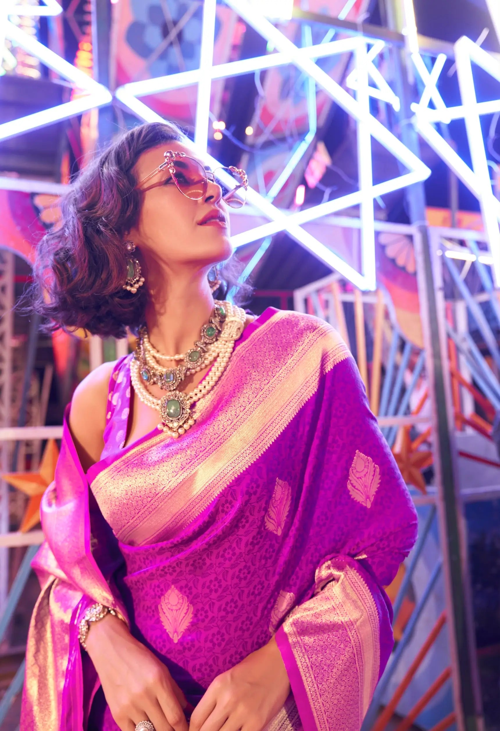 Pink Handloom Weaving Silk Saree With Handwoven Art