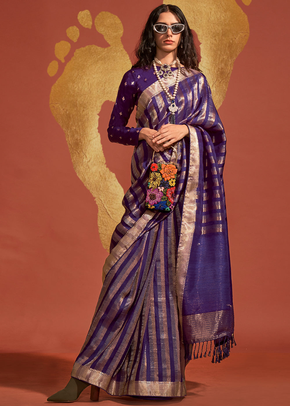 Indigo Brown Handwoven Viscose Designer Saree - qivii