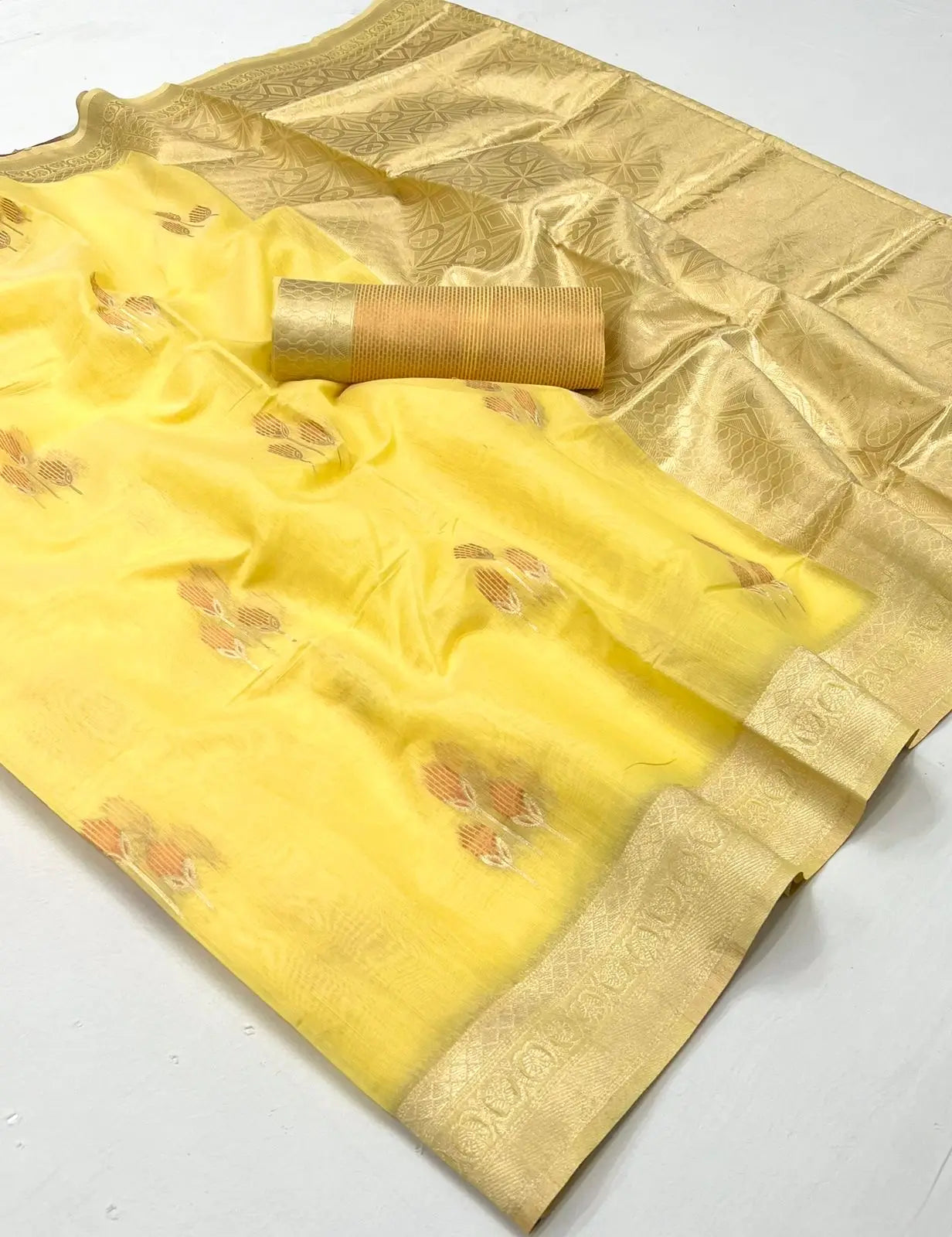 Yellow Linen Cotton Zari Weaving Saree - qivii