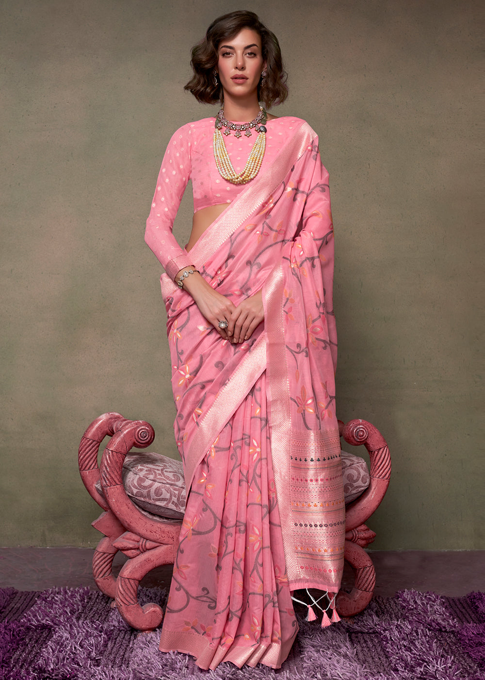 Vivid Pink Jamdani Handwoven Cotton Saree with Brocade Blouse - qivii