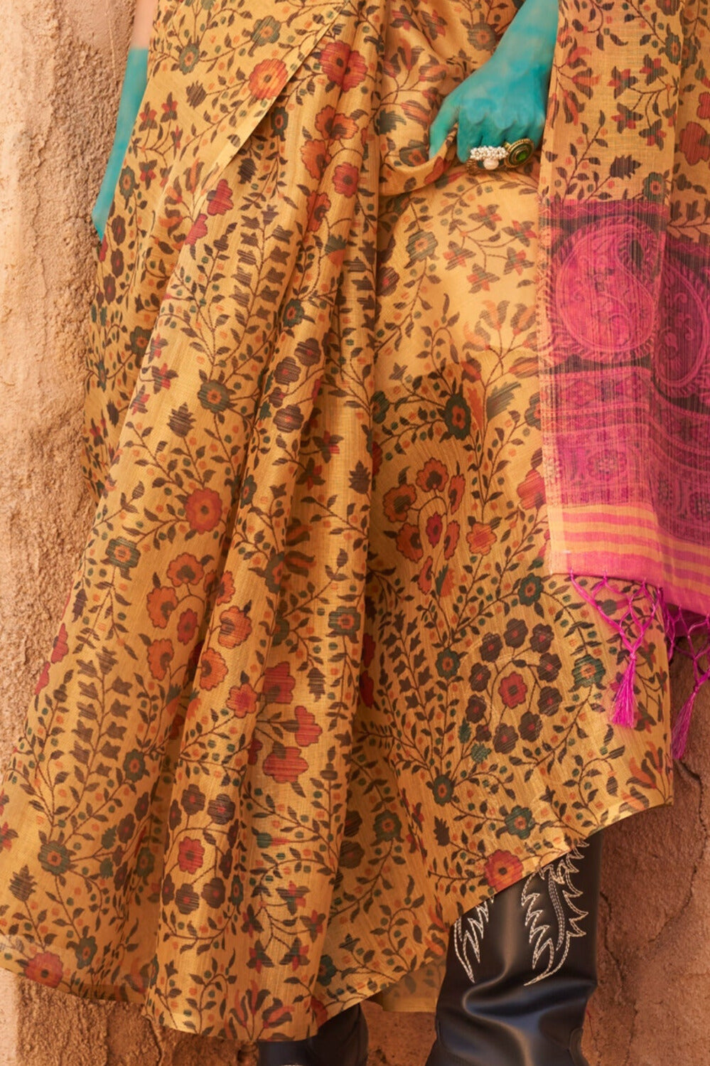 Delicate Mustard Color Handwoven Printed Tissue Fabric Saree