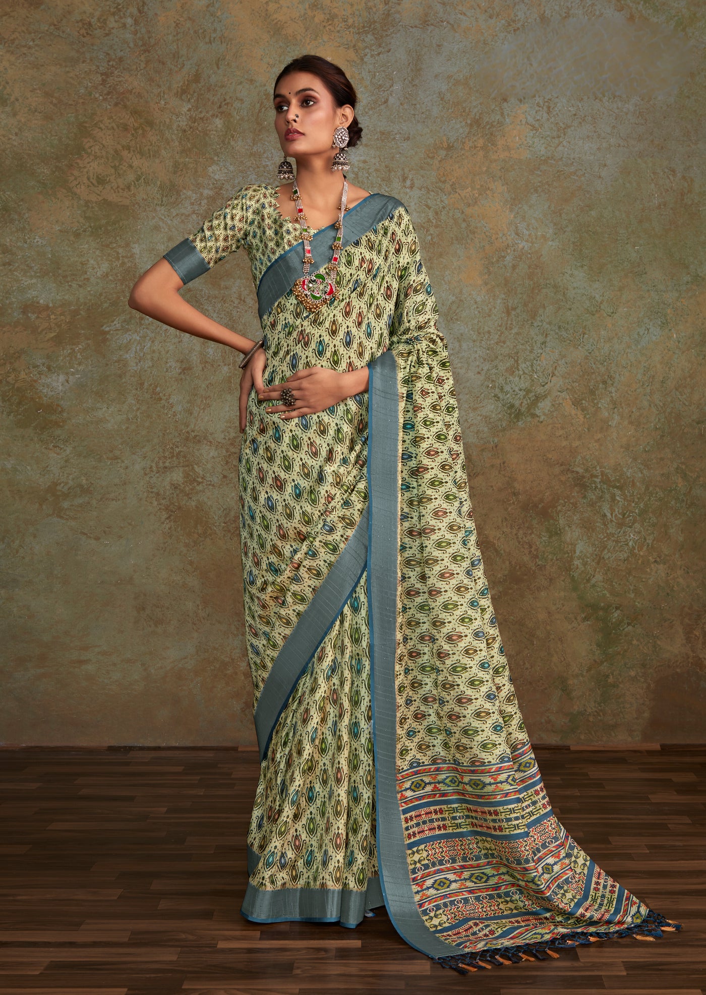 LIME GREEN HANDLOOM SILK WITH SEQUENCE WEAVING SAREE