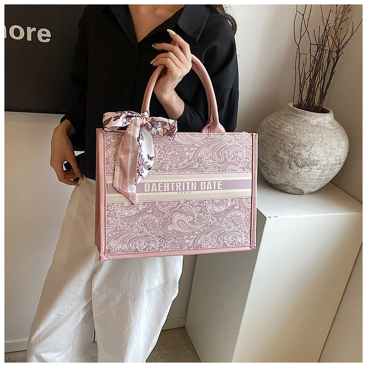 Women's Embroidered Commuter Tote Bag – Versatile Premium Shoulder Bag for Daily Errands, Shopping & Stylish Outings