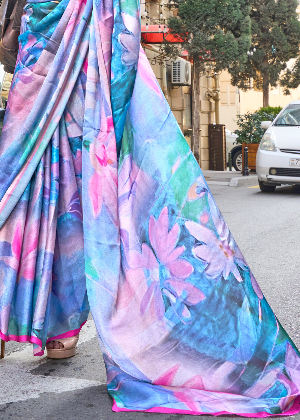 Blue & Pink Printed Satin Georgette Saree - qivii