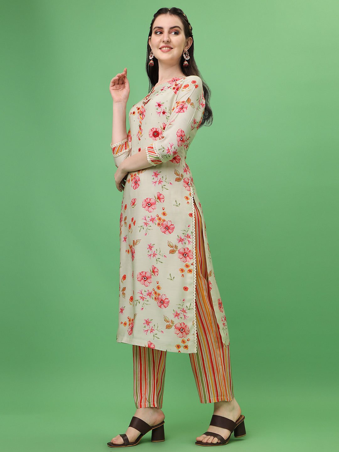 Cream Tusser Printed Kurta by Qivii