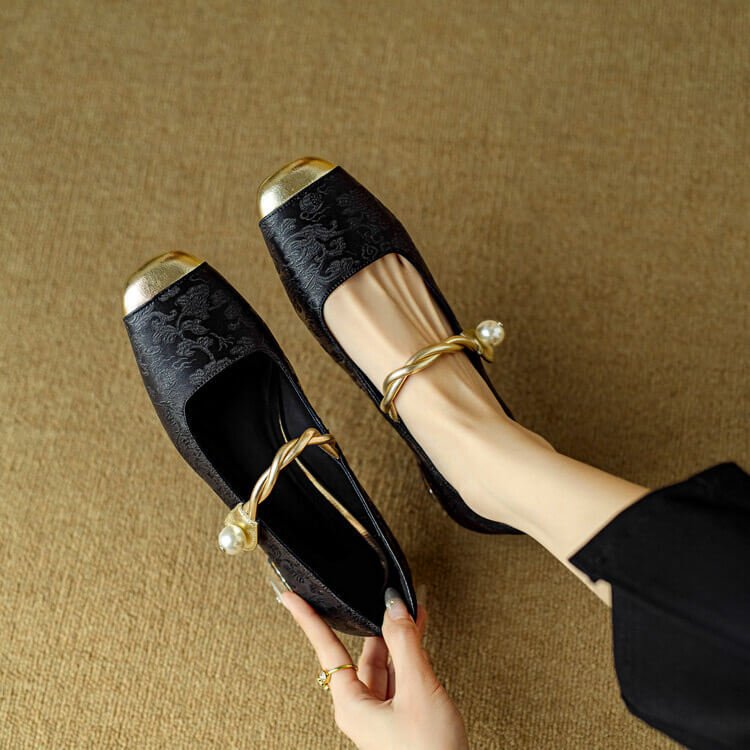 Perla Mary Jane Flats  - By Qivii