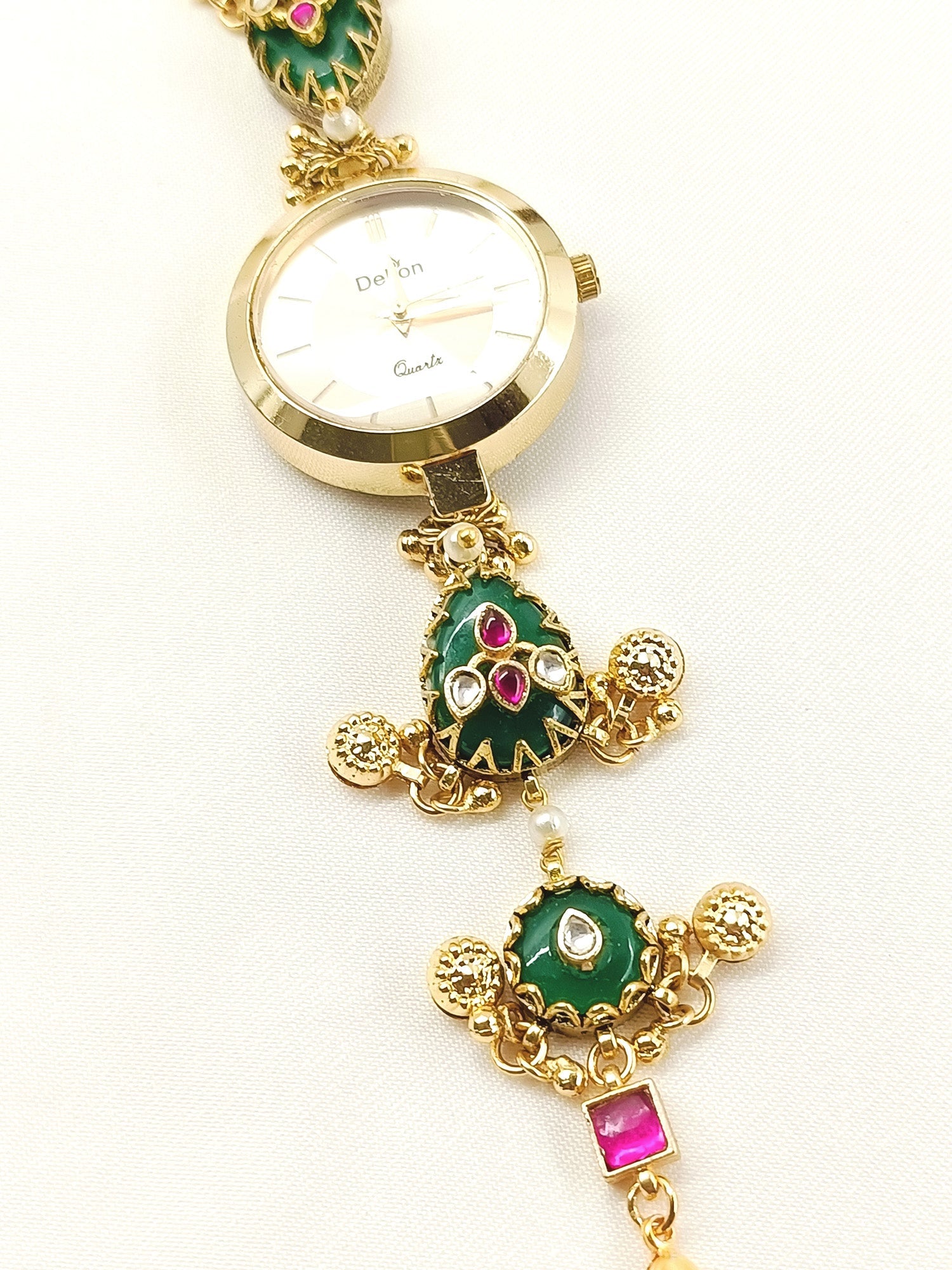 Shreya's Paachi Kundan Watch