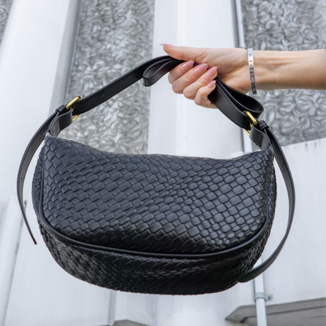 Cynha | Crossbody Bag  - By Qivii