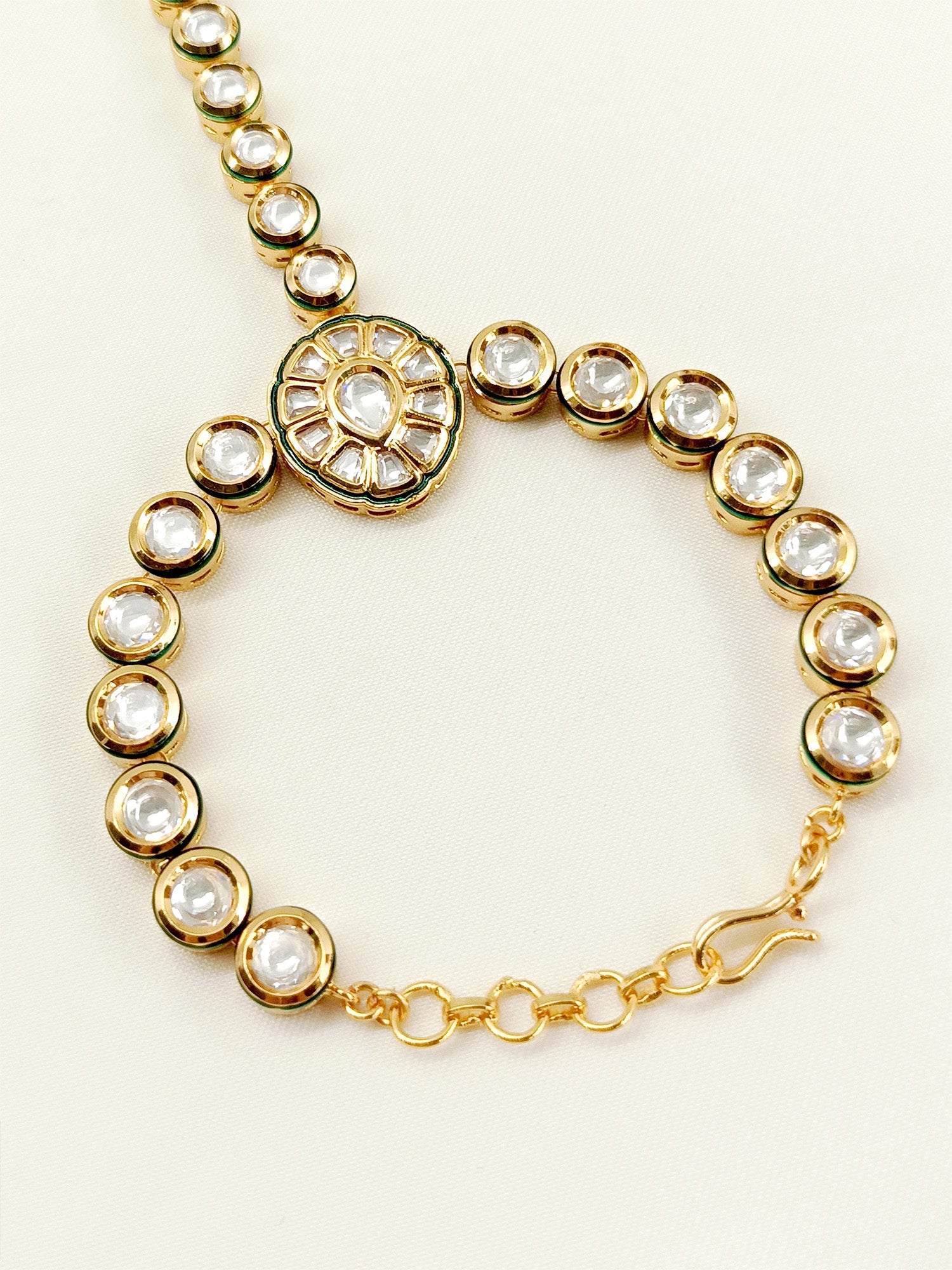 Shikha White Kundan Hathphool Set Of 2