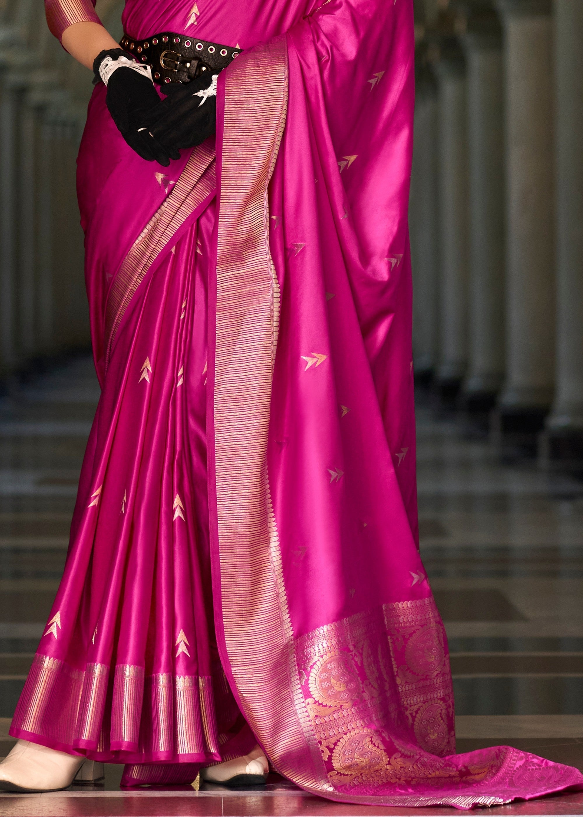 Fuscia Pink Satin Mungha Silk Saree - qivii