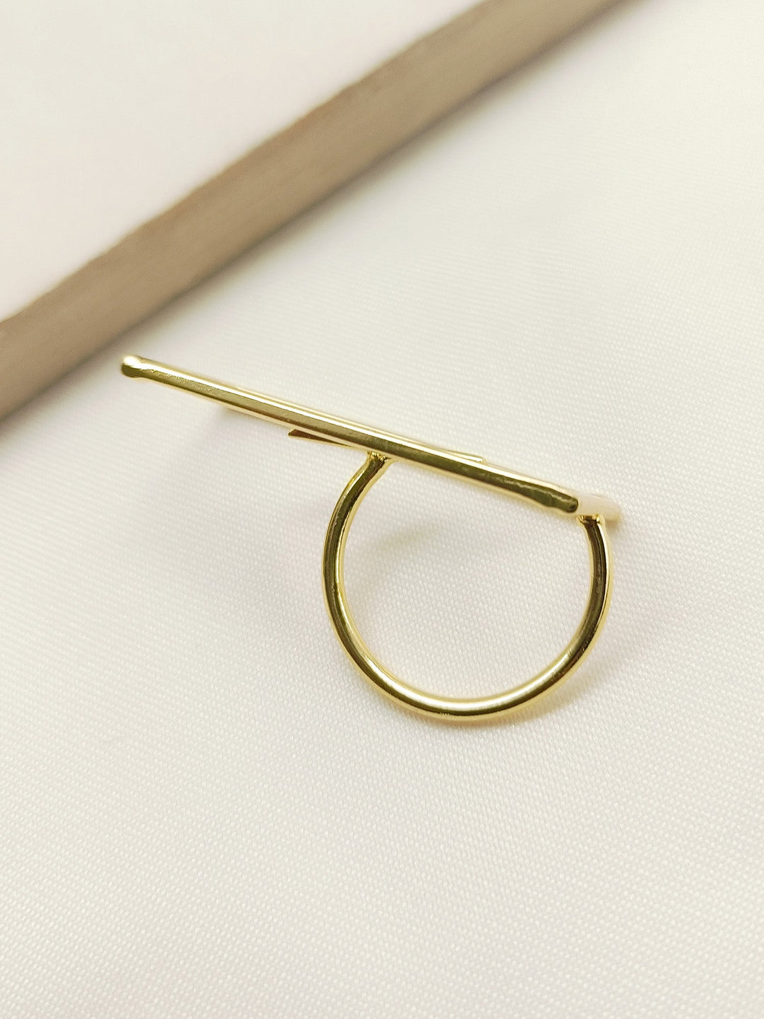  Elegant Maia Golden Western Finger Ring featuring a timeless and classic style