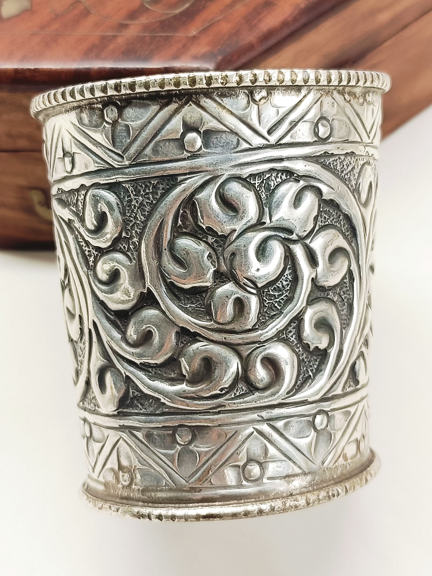 Effie Plain Oxidized Bracelet