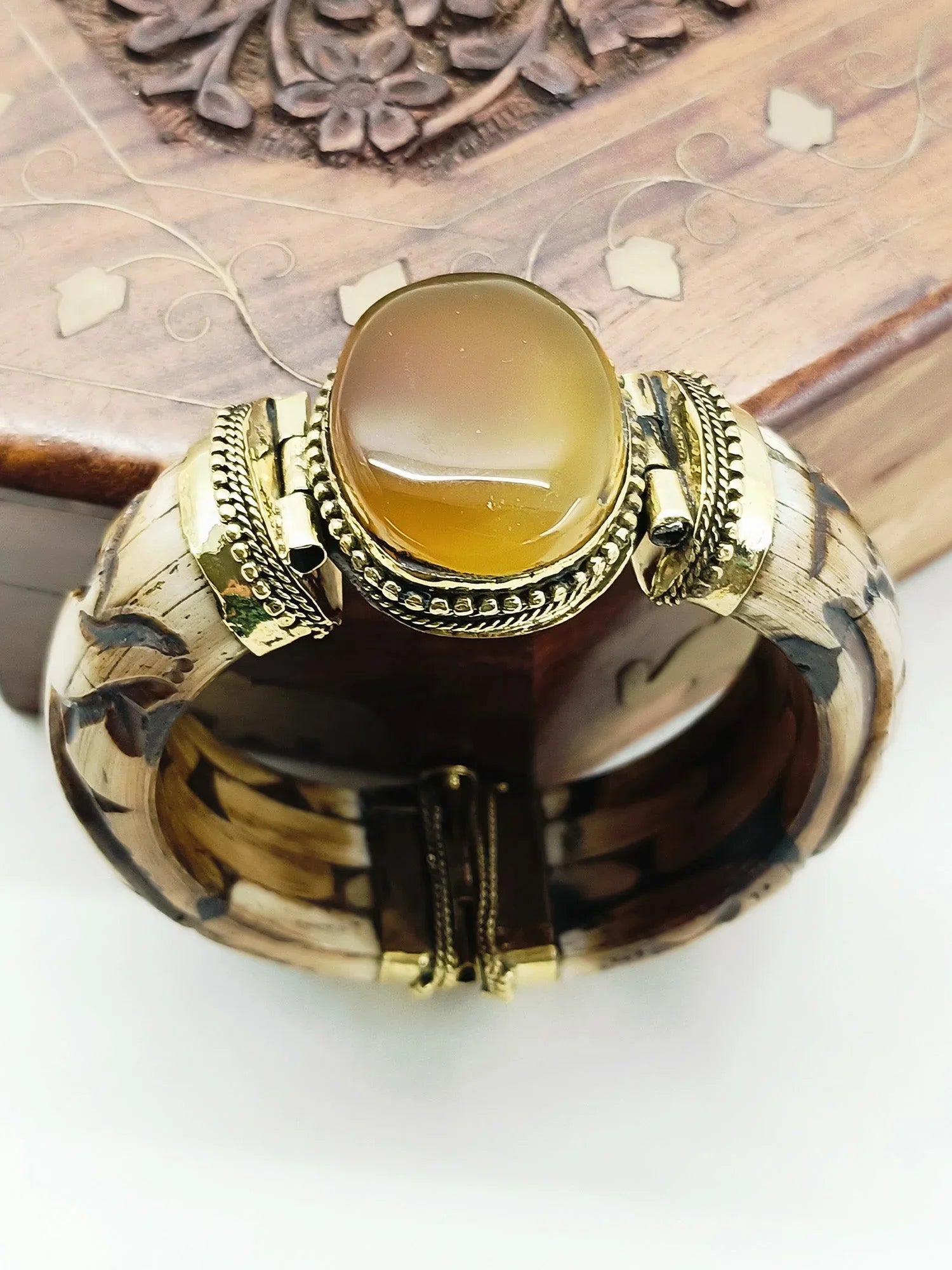 Hridyansh Brown Bone Men's Bracelet