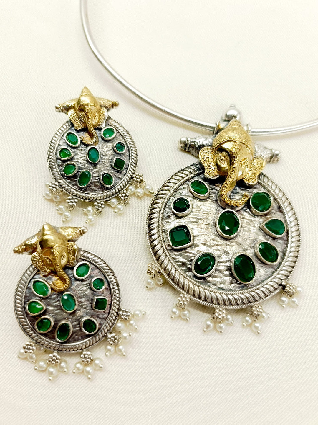 Namrata Green Ganesh Ji Necklace Set