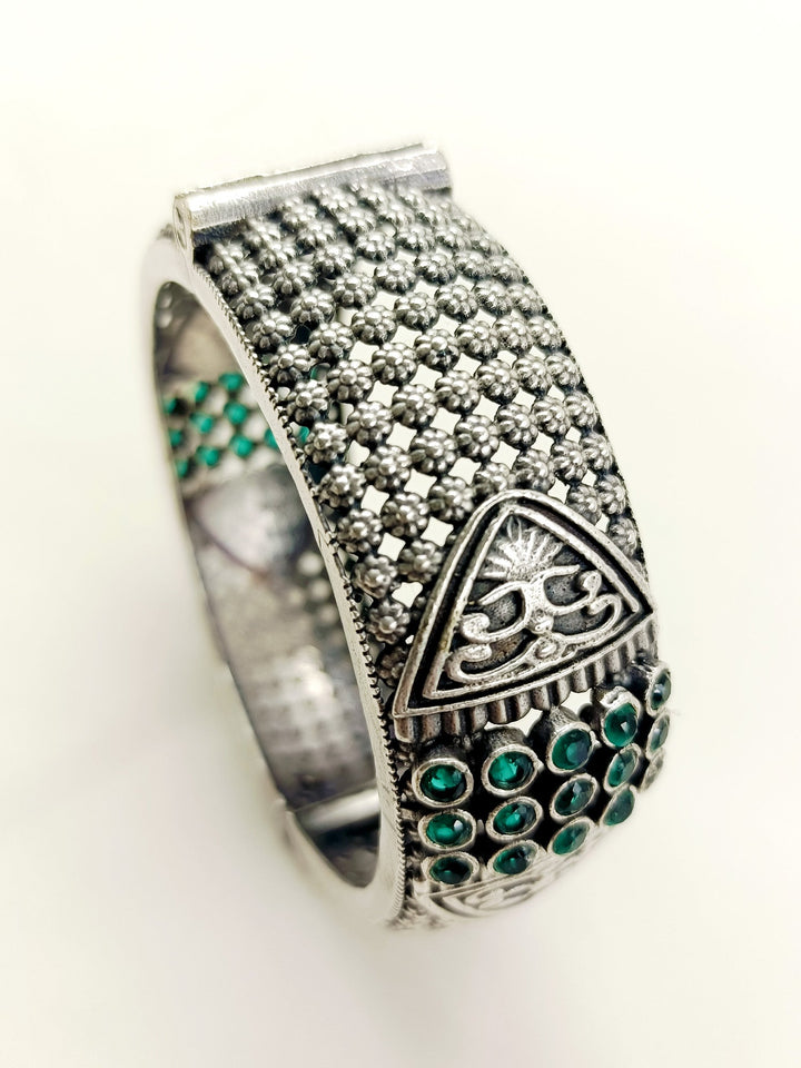 Artemis Green Oxidized Kada