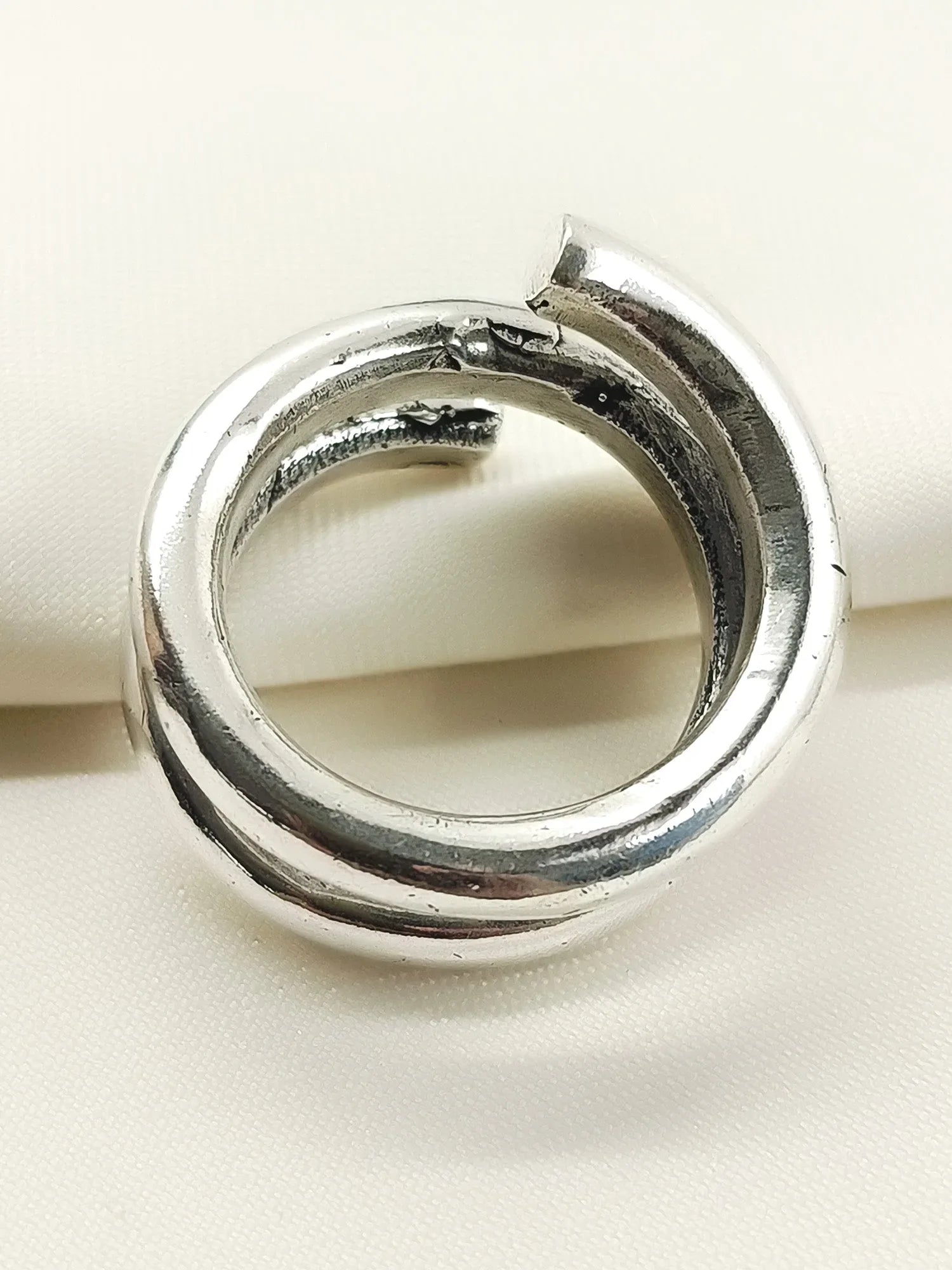 Onisa Silver Western Finger Ring