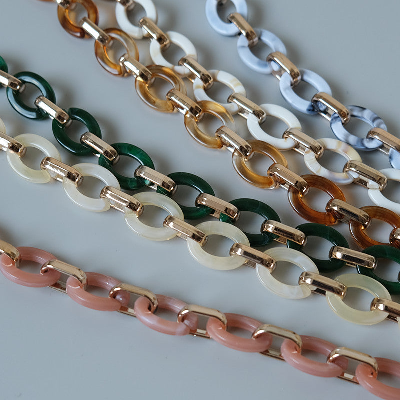 Ounamei Retro Round Acrylic Chain Strap