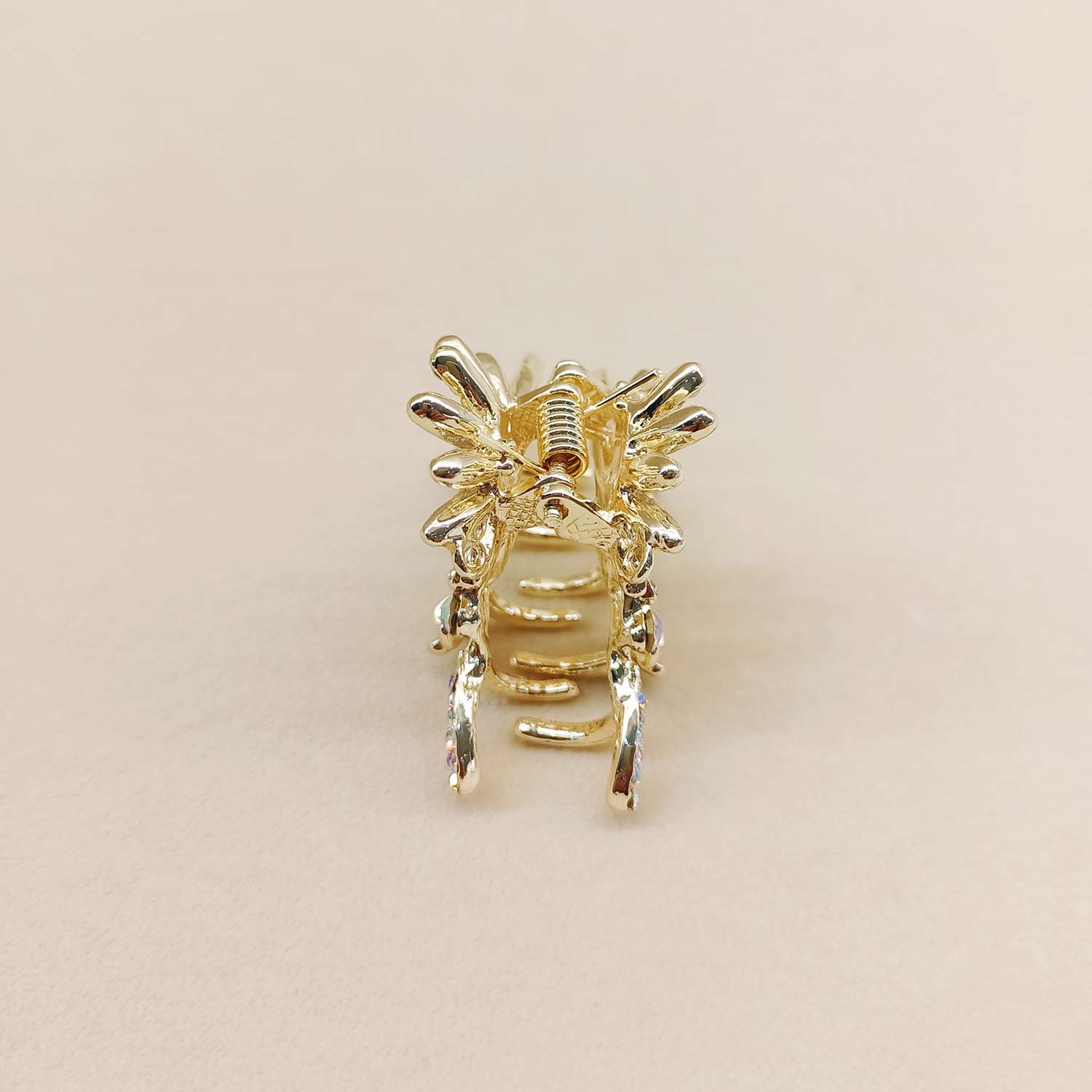 Chaitrali Diamond Work Gold Plated Beautiful Clutcher