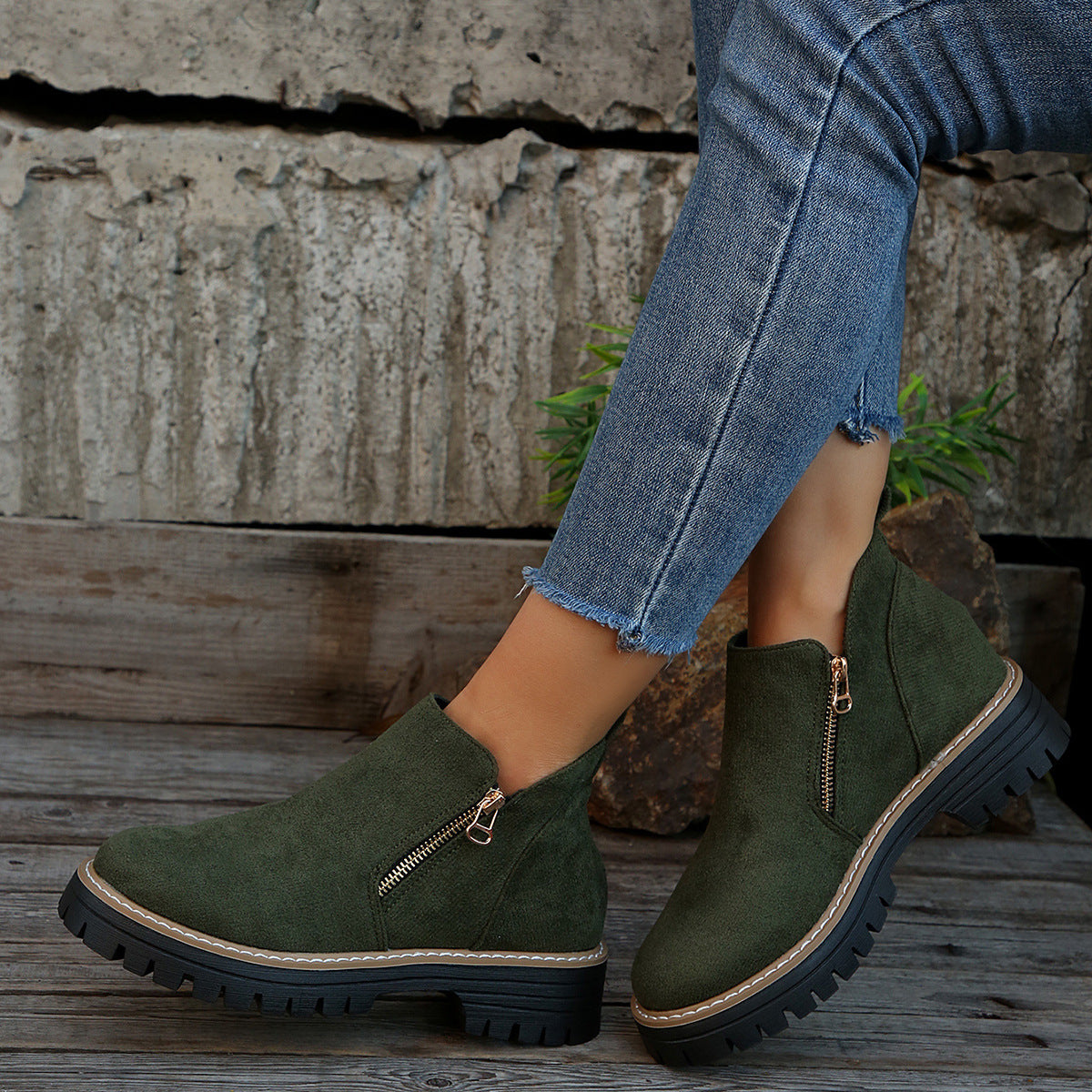 Women's Metro Chelsea Boots - Side-Zip Suede Ankle Boots with Chunky Heel (US 5-10.5)