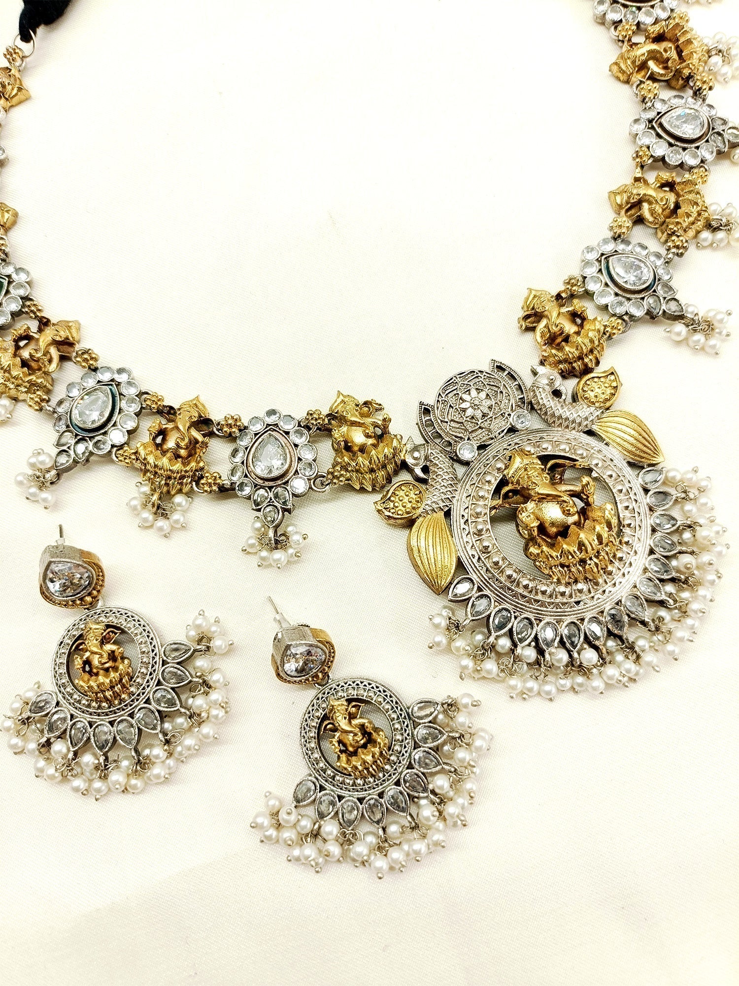 Kashini White Ganesh Ji Oxidized Necklace Set - qivii