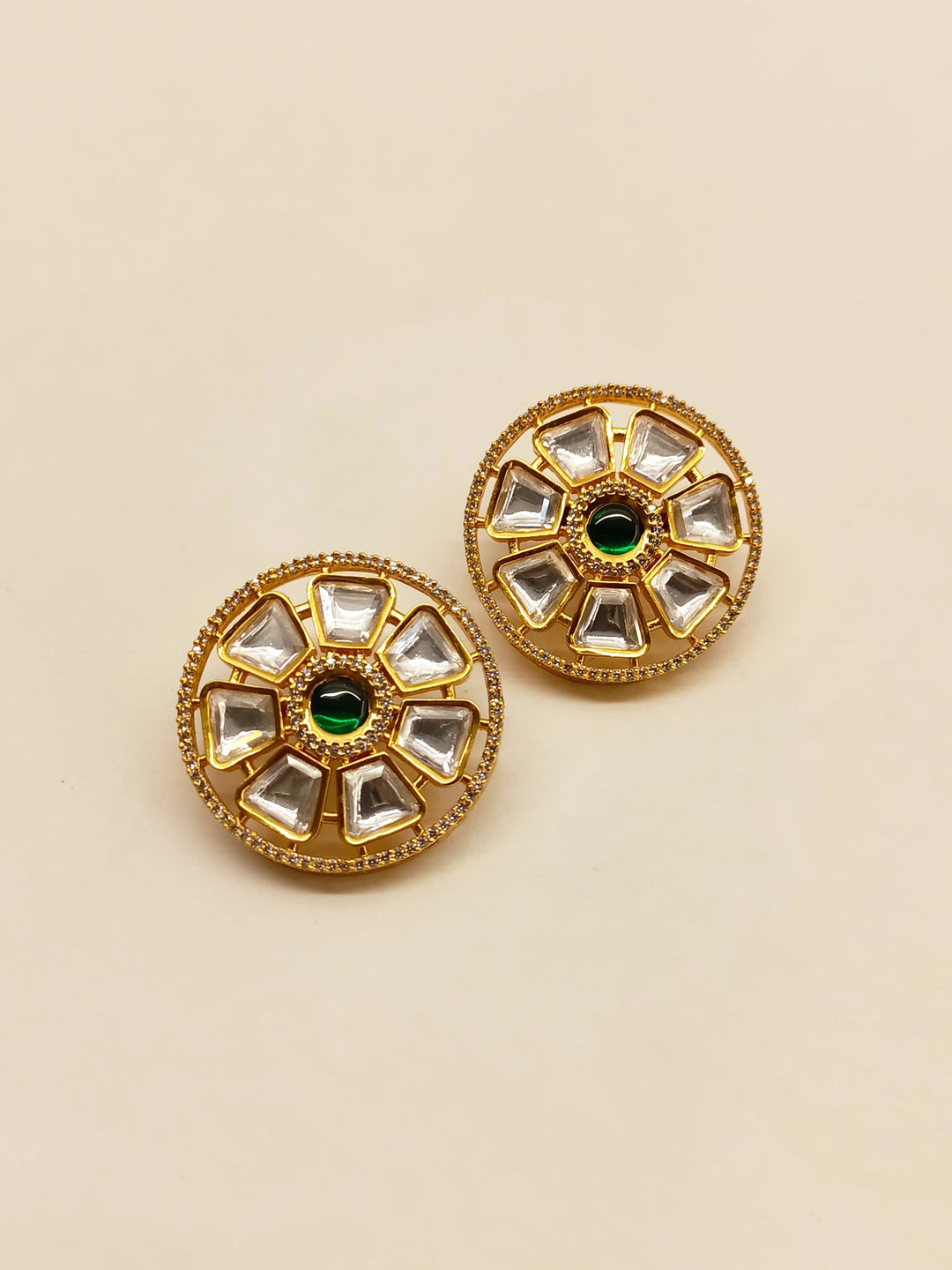 Vaishvi Green Kundan Round Pendant Set