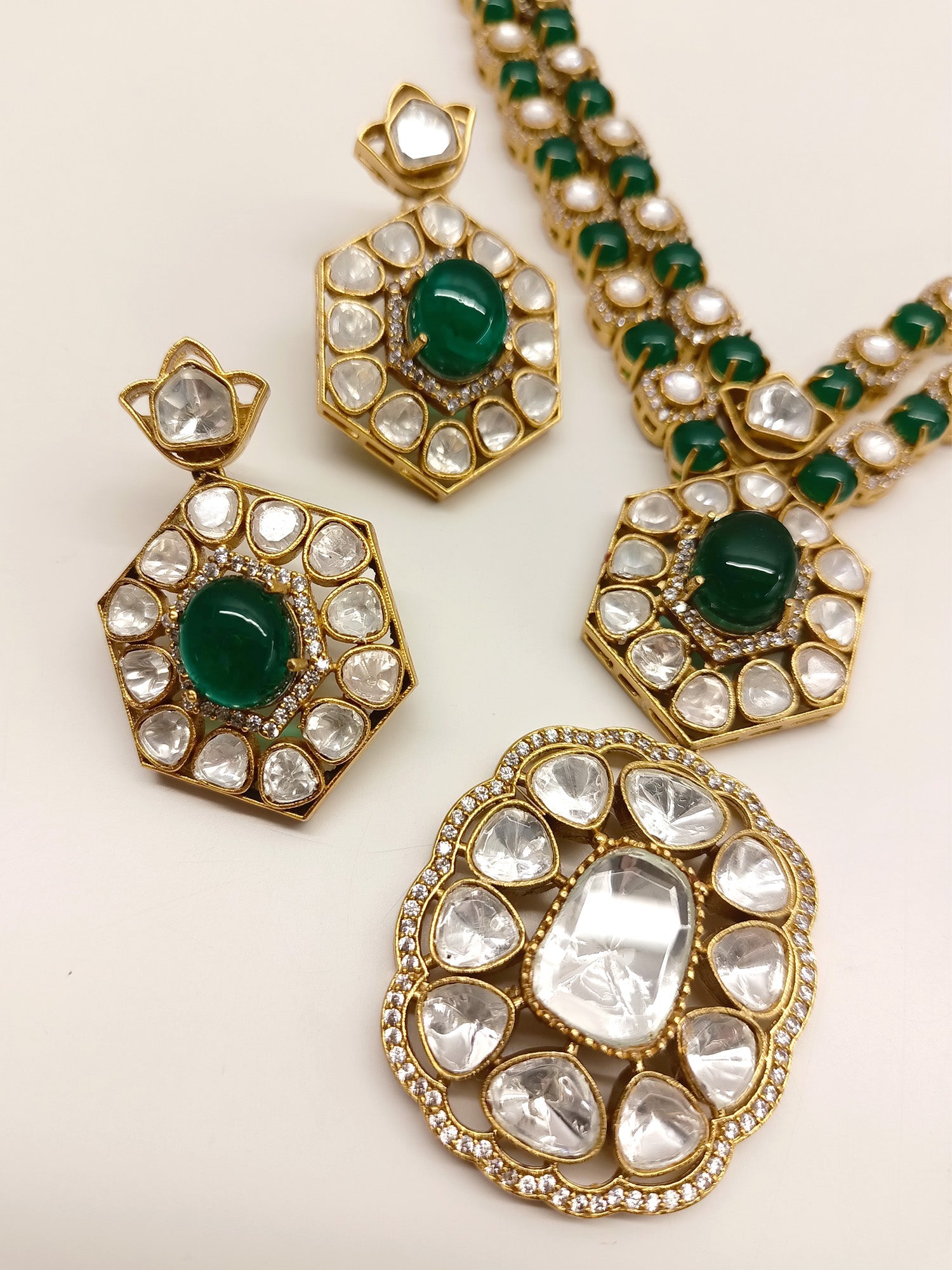 Ahti Emerald Long Kundan Polki Set - qivii
