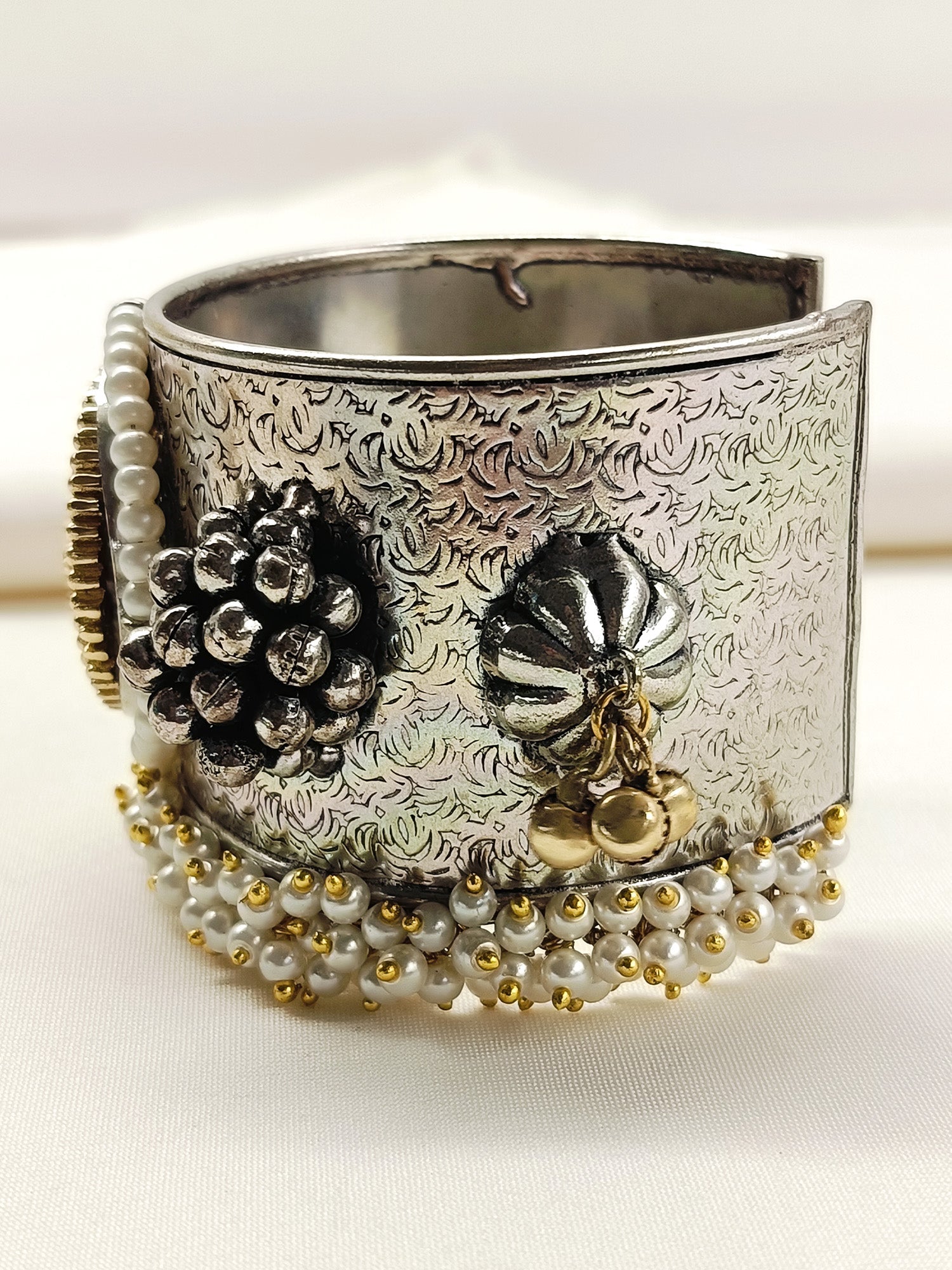 Yatika White Oxidized Bracelet