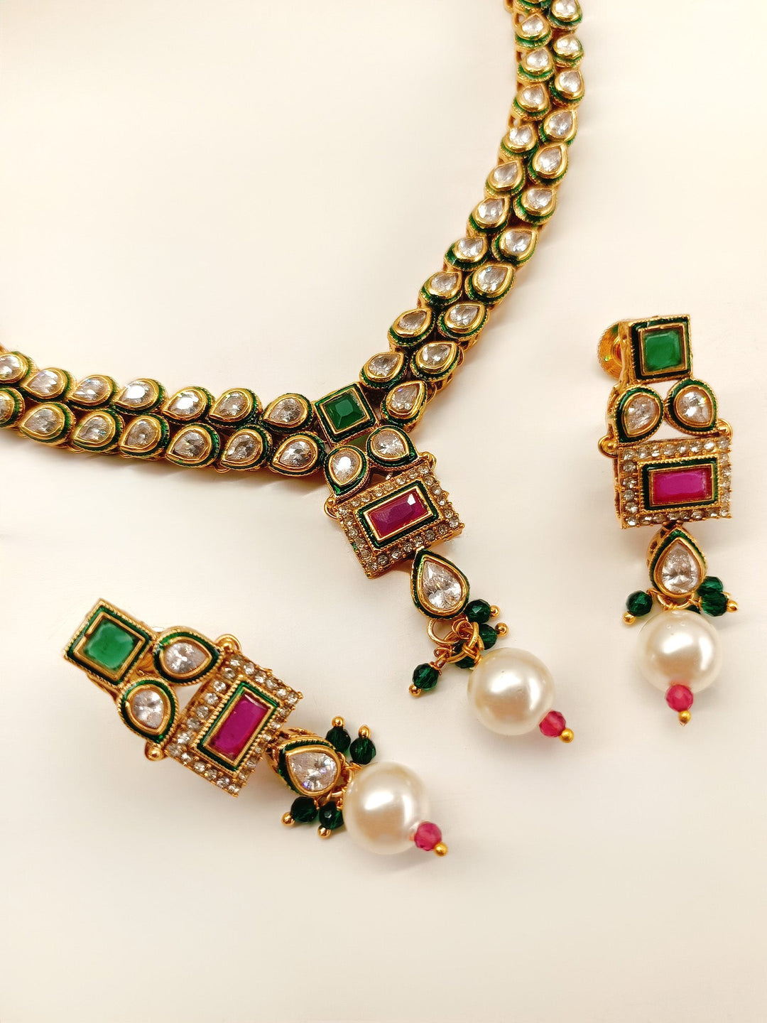 Aadanya R & G Polki Necklace Set