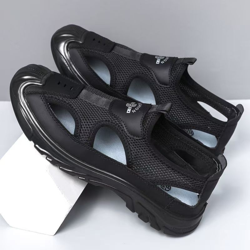 Aero Men’s Breathable Closed-Toe Sandals – Lightweight Mesh Outdoor Casual Beach Shoes (US8–11.5)