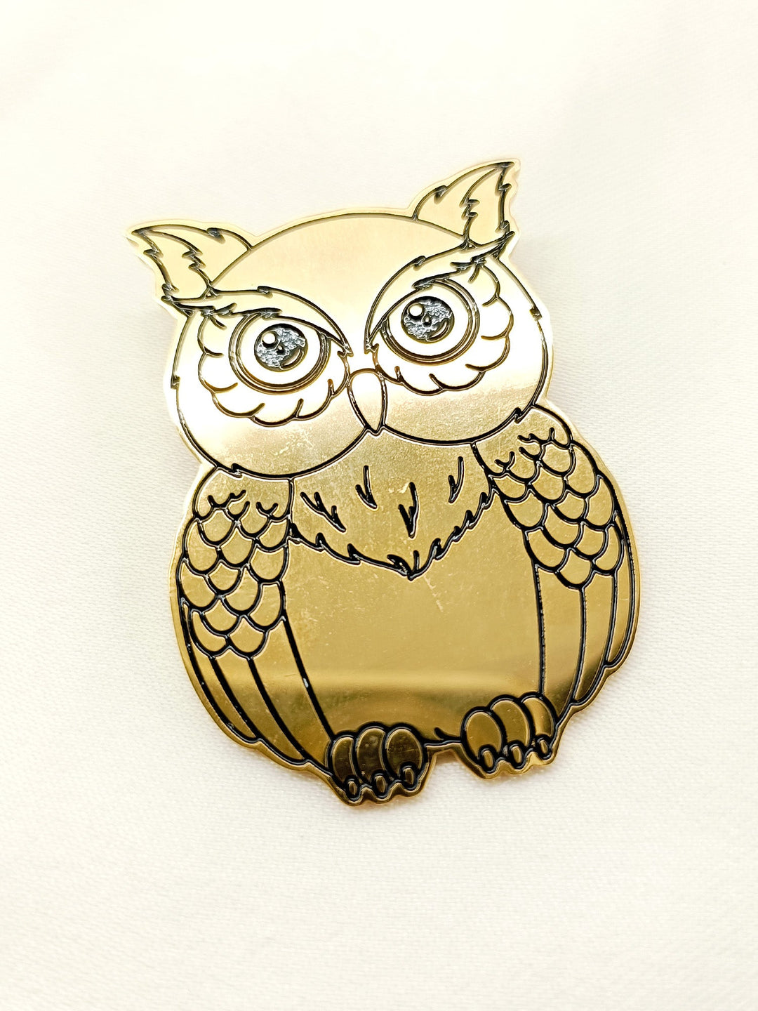 Darika Owl Golden Men's Brooche