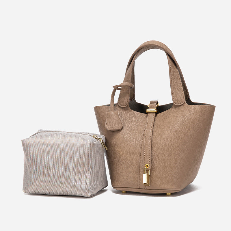 Women's Niche Design Bucket Bag – Exquisite, High-End & Versatile Handheld Tote