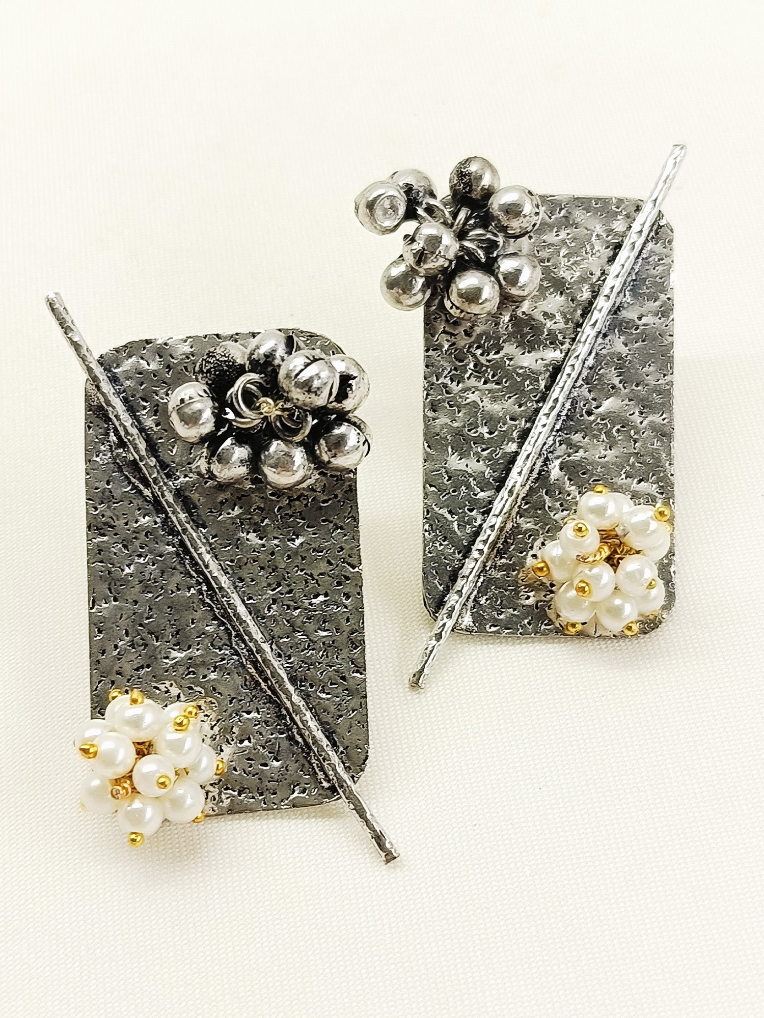 Jivananda White Pearl Oxidized Tops