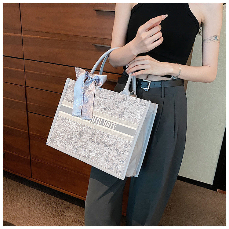 Women's Embroidered Commuter Tote Bag – Versatile Premium Shoulder Bag for Daily Errands, Shopping & Stylish Outings