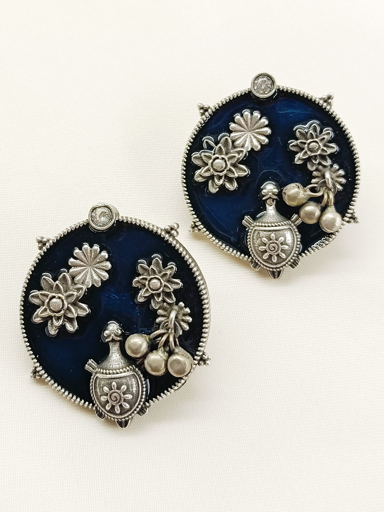 Sanjukta Blue Oxidized Tops