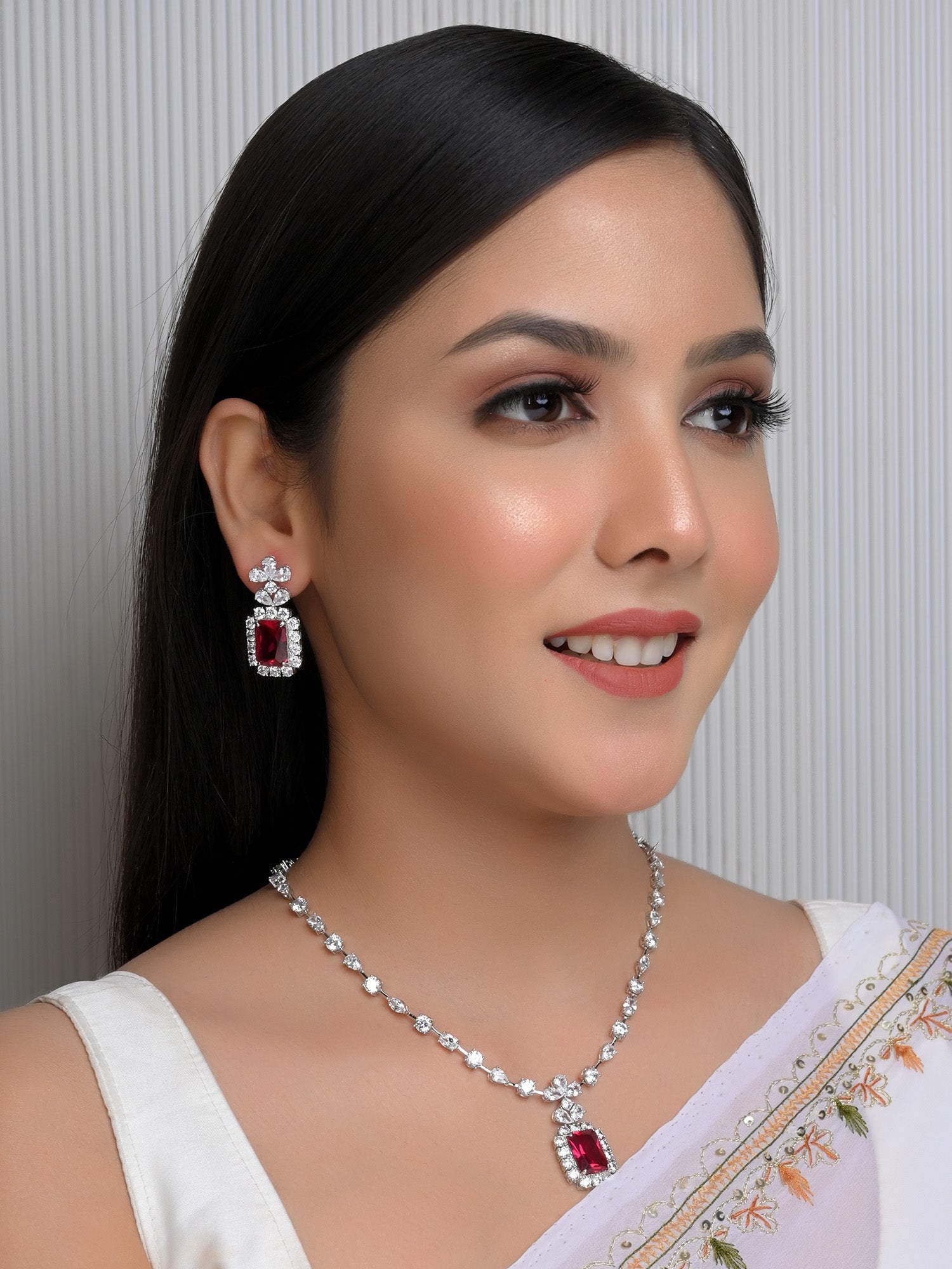 Iksha Majenta American Diamond Set - qivii