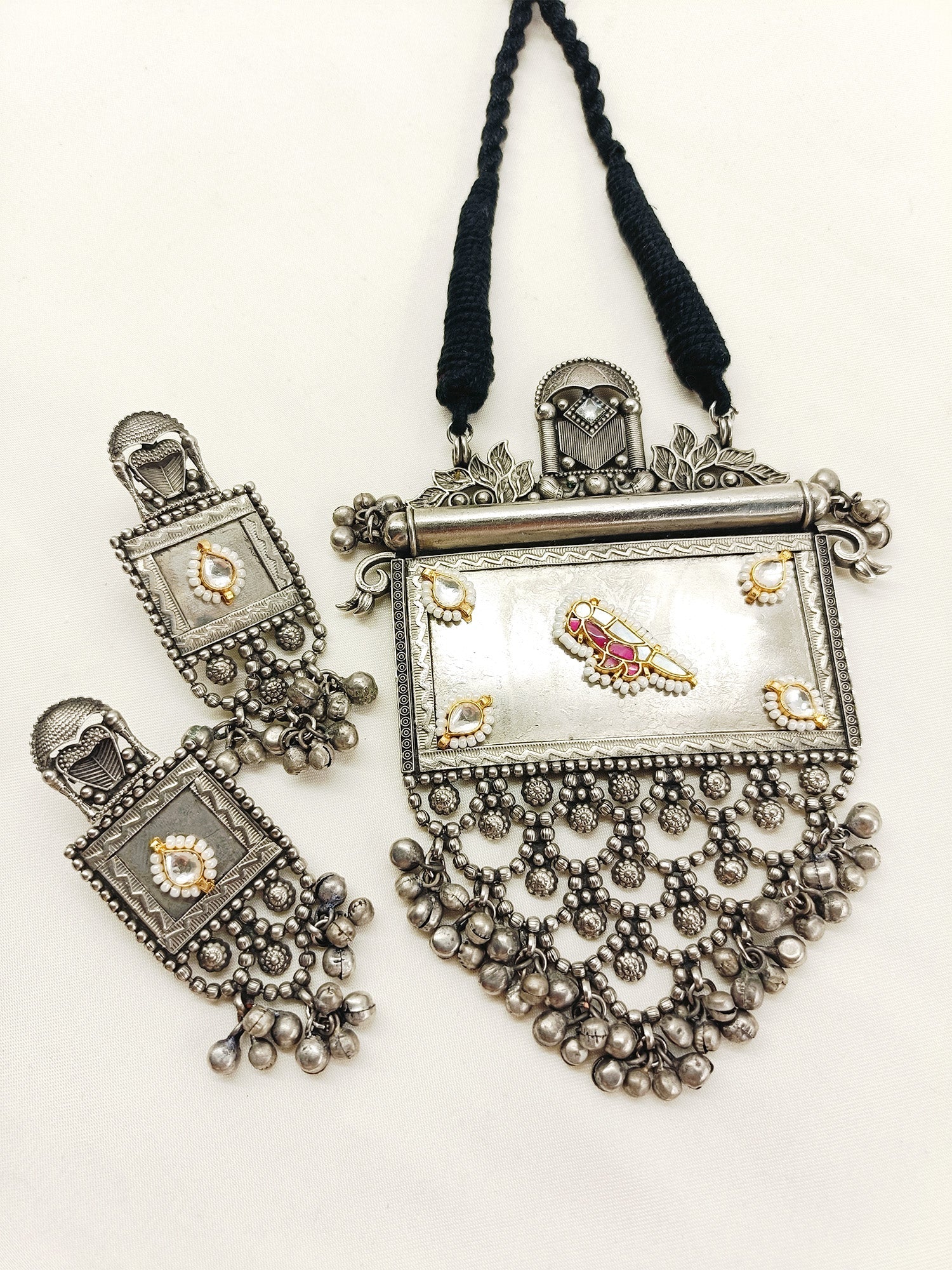 Joshita Red Oxidized Pendant Set