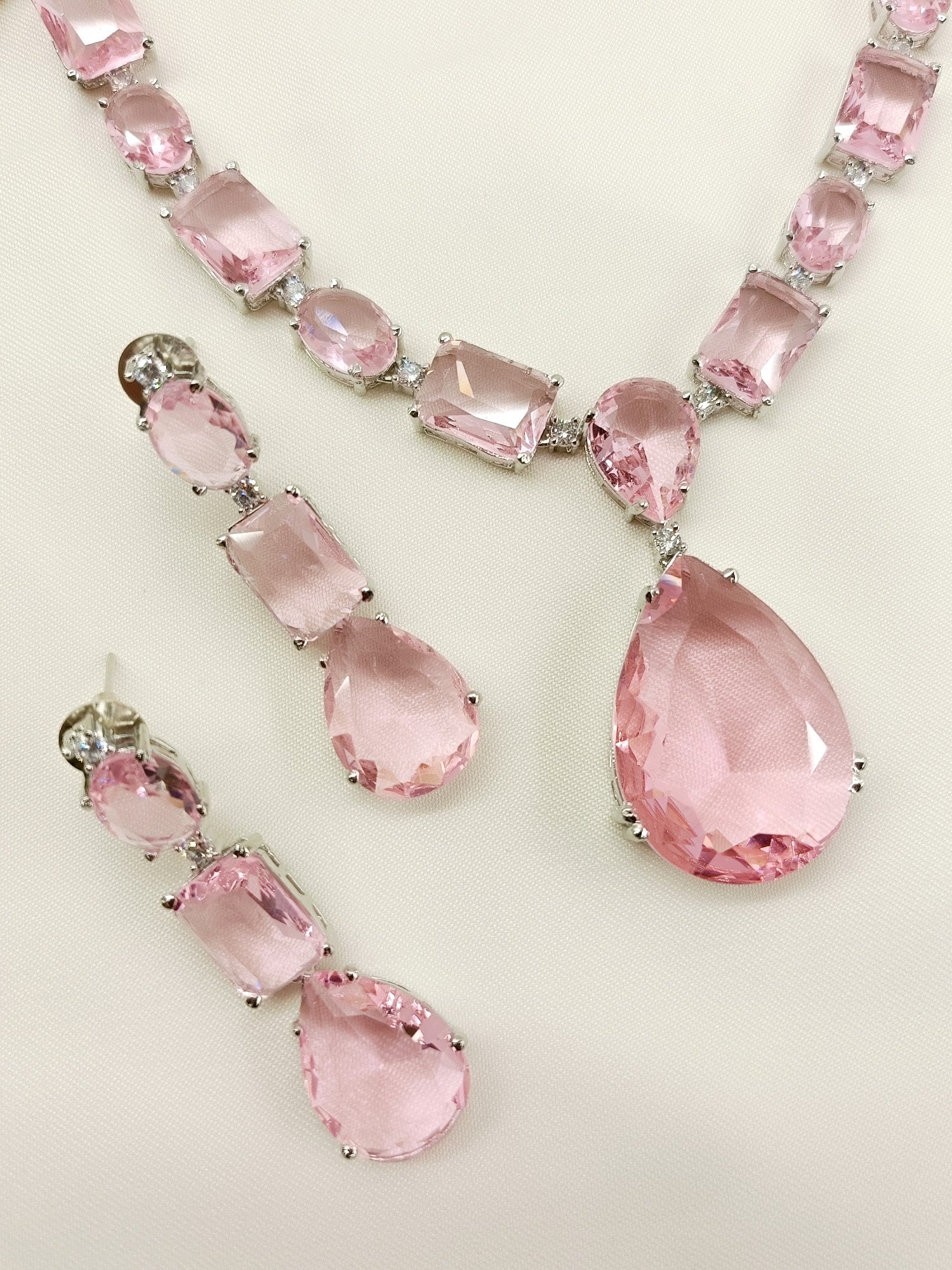 Adelina Pink Swarovski Stone Necklace Set - qivii