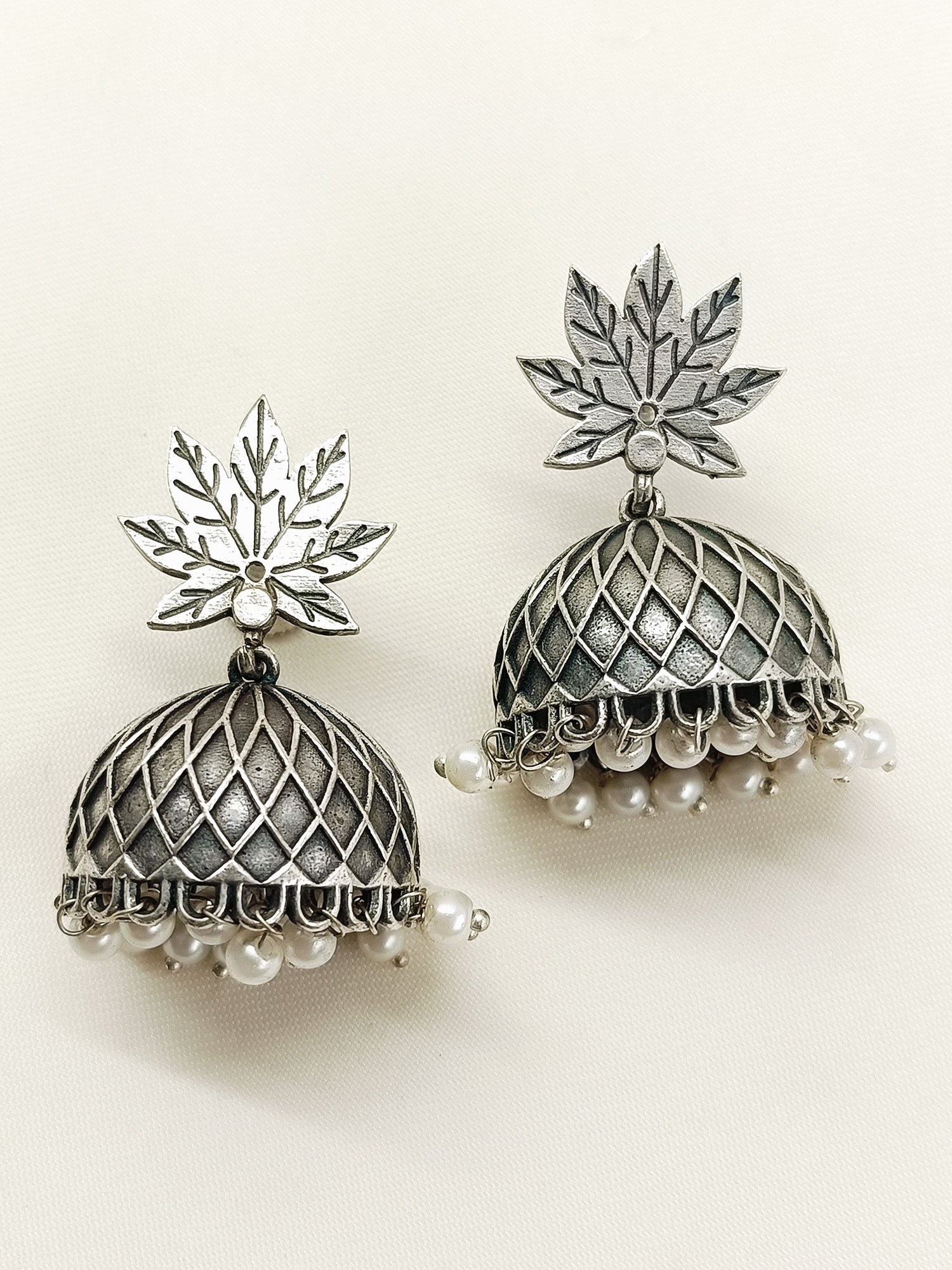 Abhirami Plain Oxidized Jhumki