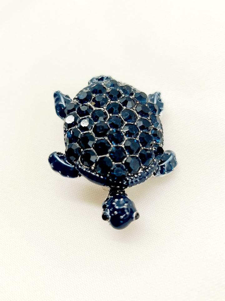 Azalea Tortoise Men's Brooche