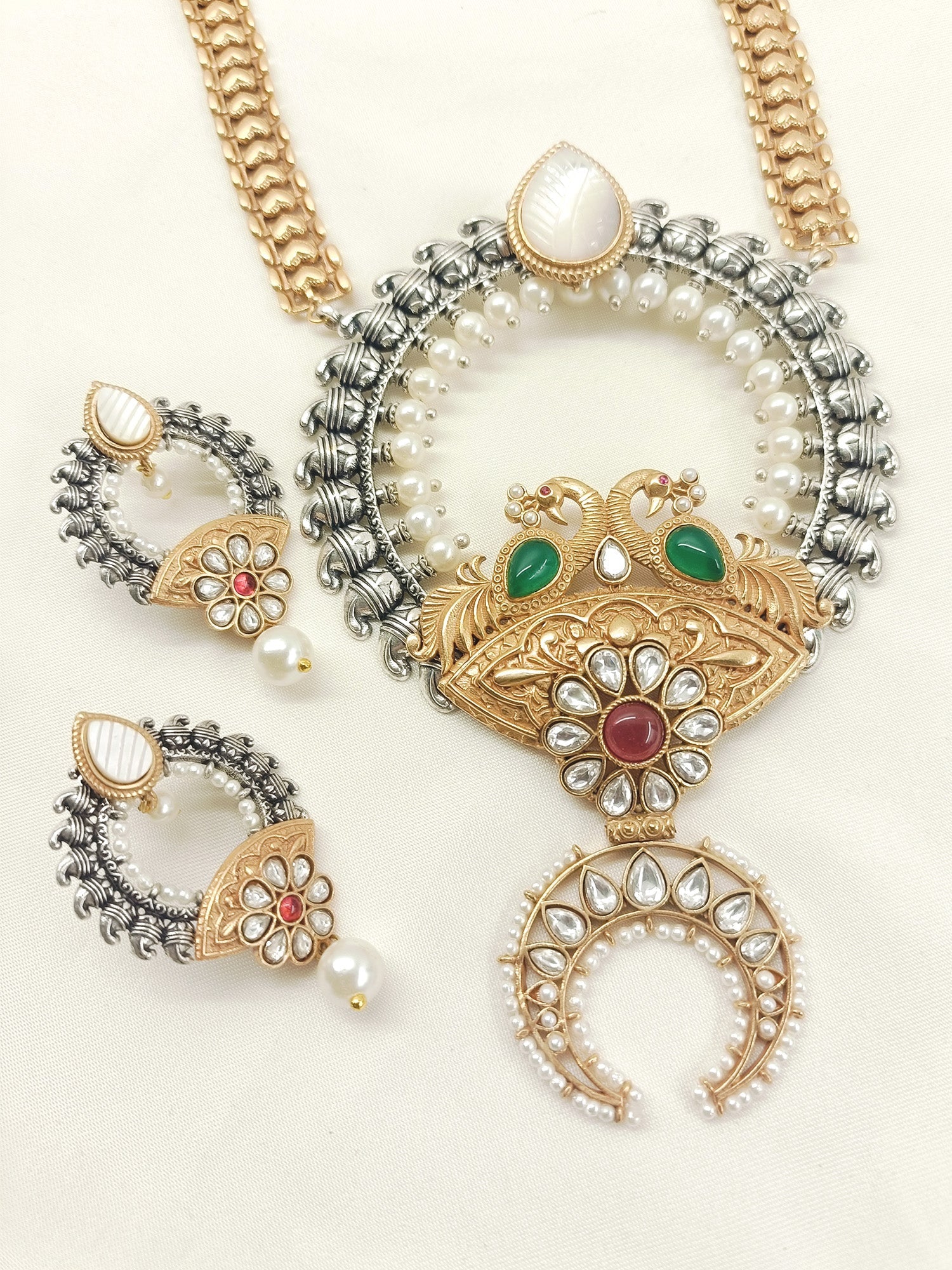 Tanushree R&G Boutique Necklace Set