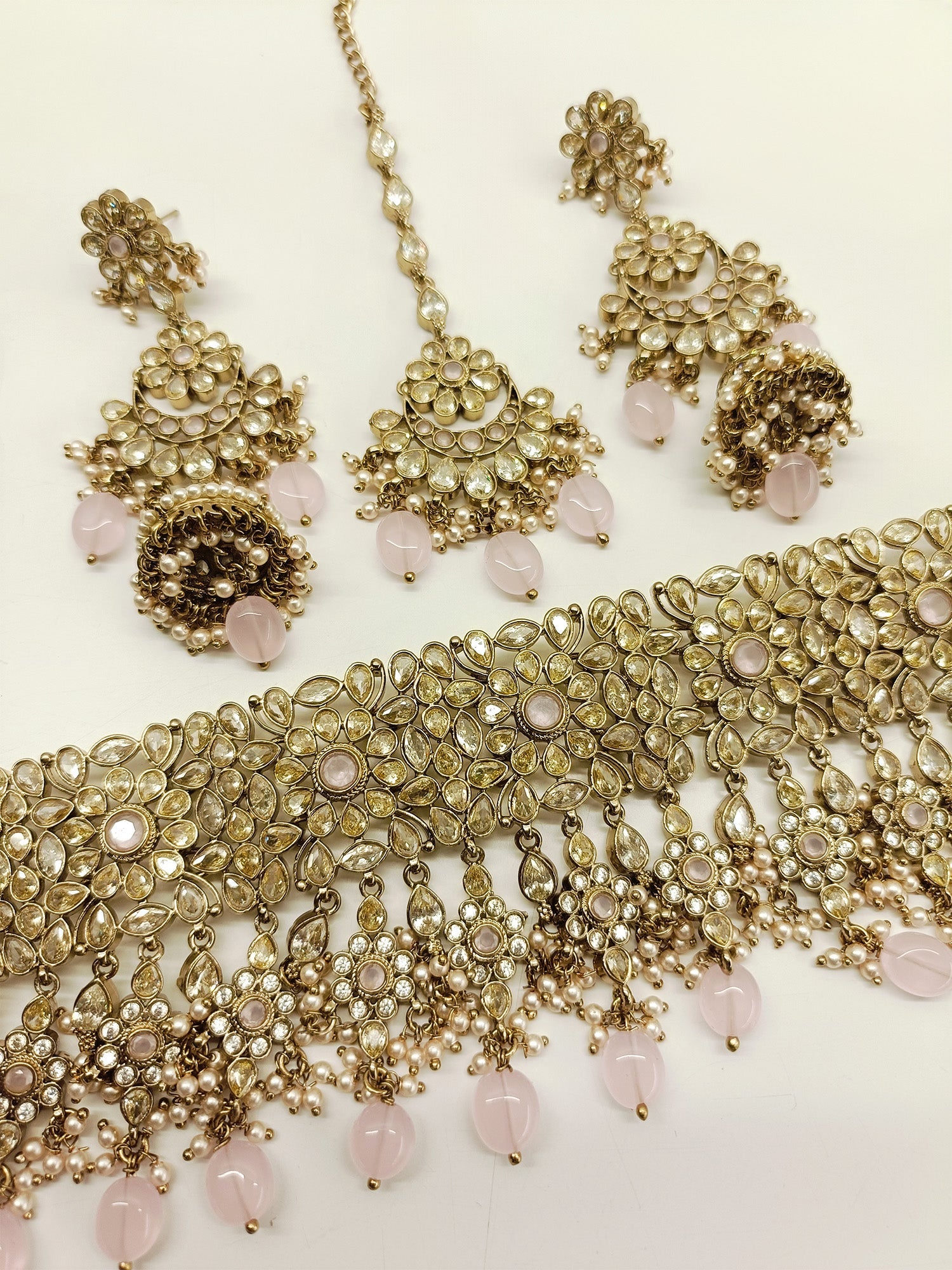 Yashvi Baby Pink Polki Choker Set - qivii