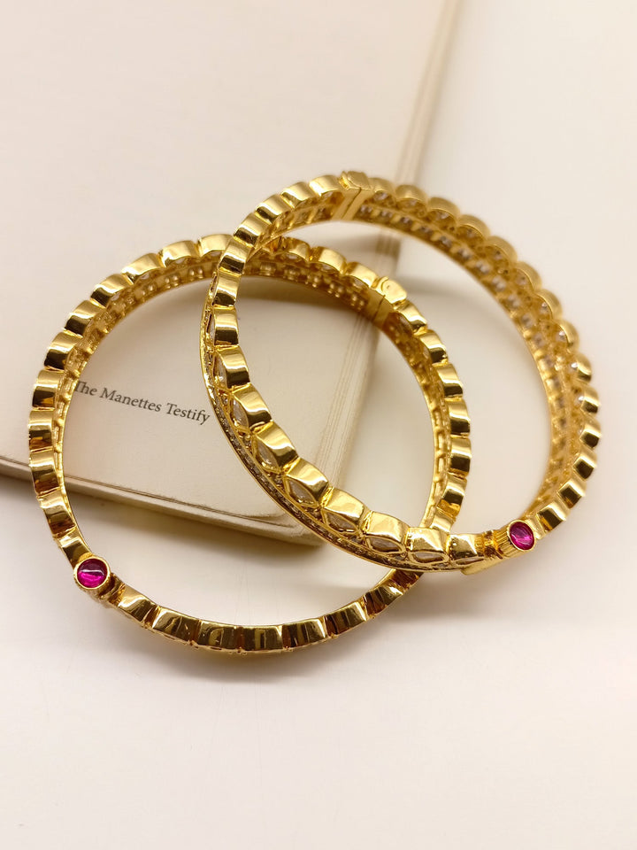 Bani White Kundan Bangle Pair