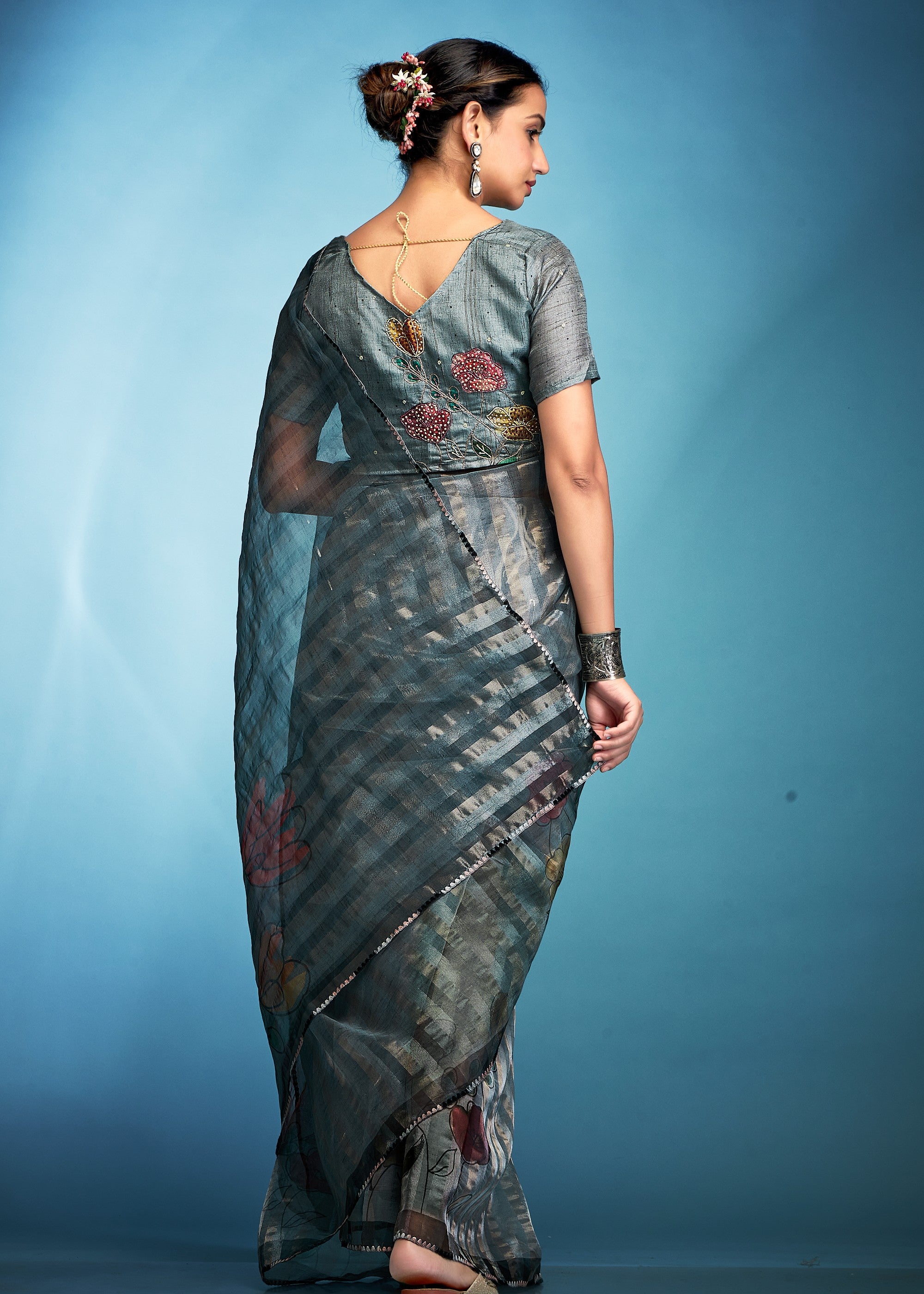 Iron Grey Tissue Silk Saree With Floral Print - qivii