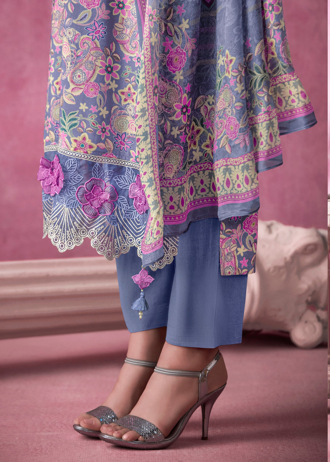 Beautiful Light Voilet Pure Muslin Salwar Suit with Matching Pants