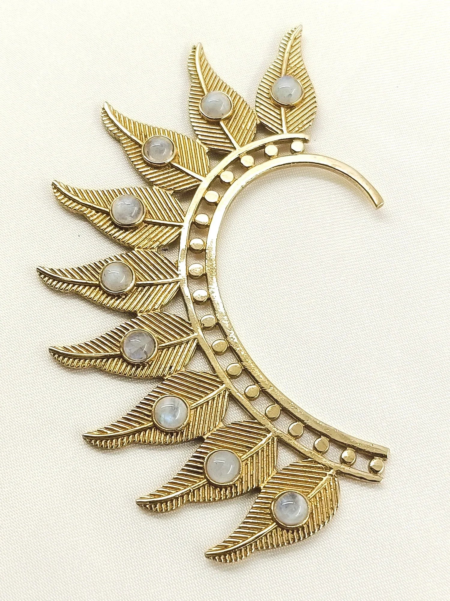 Sabine White Western Earcuffs