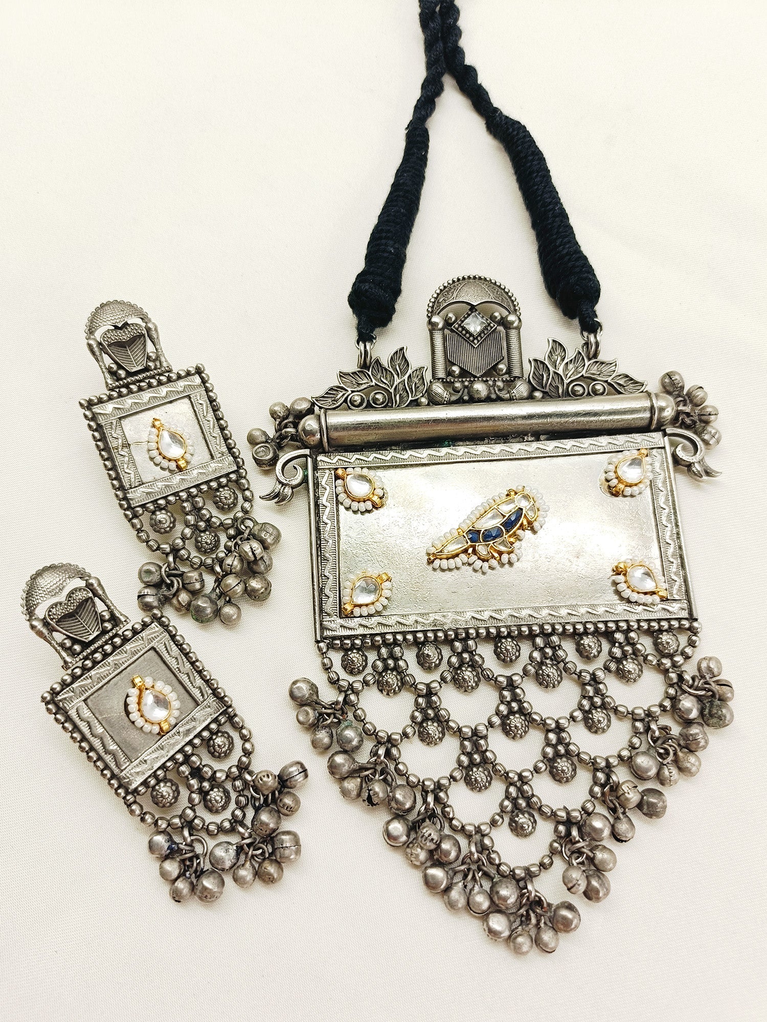 Manavi Blue Oxidized Pendant Set
