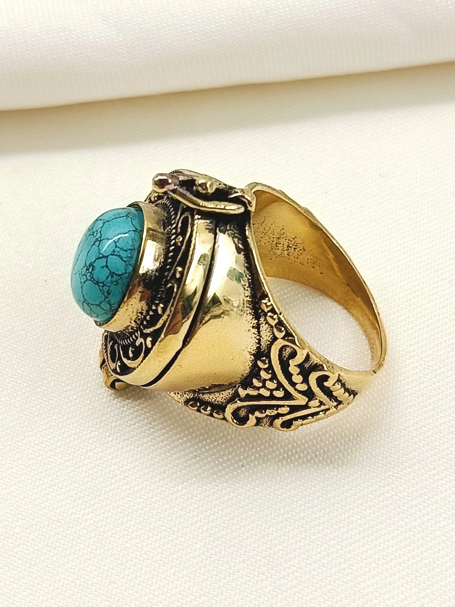 Heer Firozi Western Finger Ring