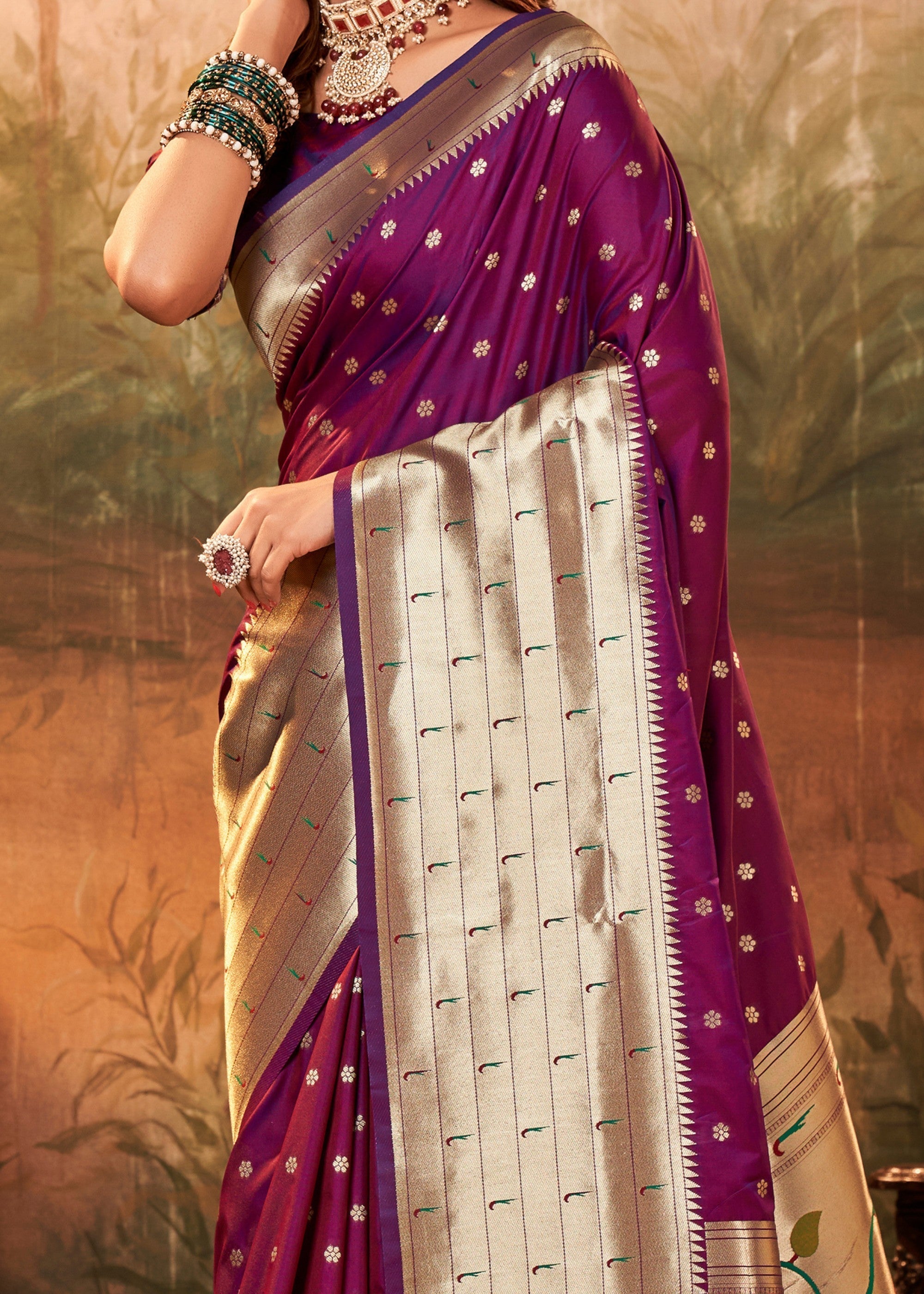 Grape Purple Paithani Silk Saree With Zari Weaving - qivii