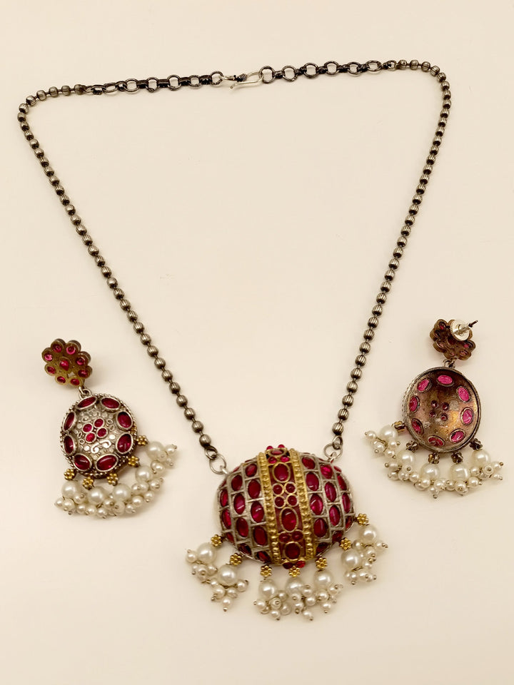 Sayoli Rose Pink Oxidized Pendant Set