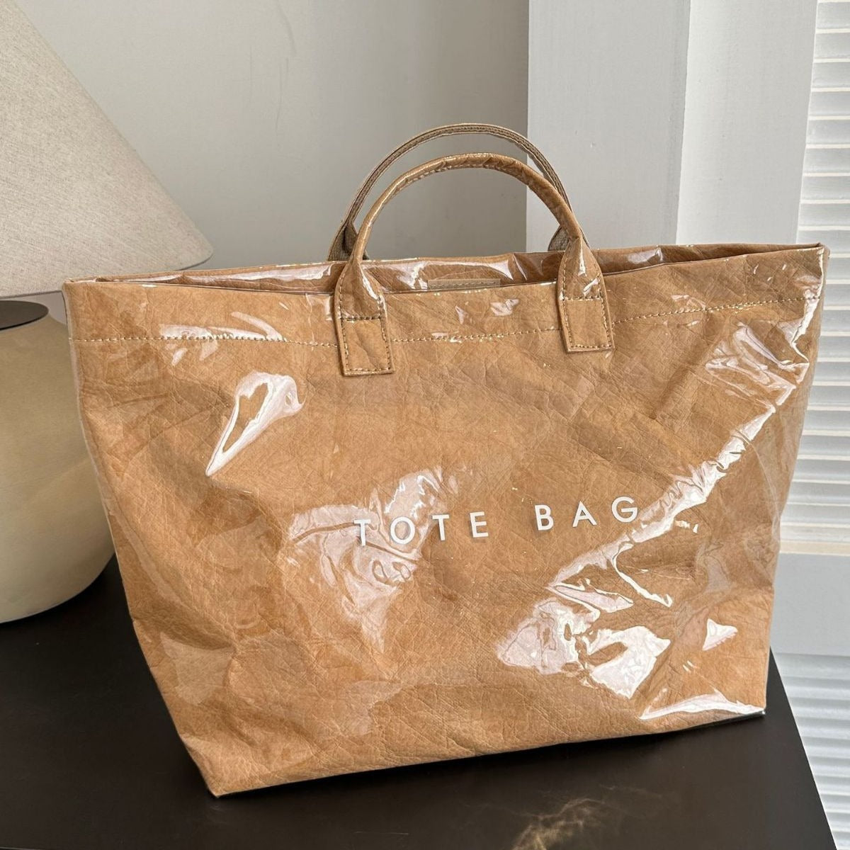 Women's Vintage Tyvek Shopper Tote – Spacious Eco-Chic Handheld Bag for Commute, Trendy Retro Paper-Inspired Design with Durable Handles